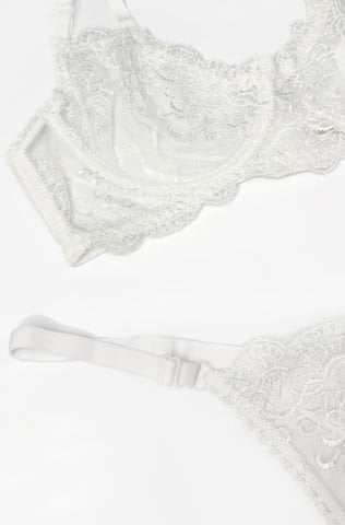 Angel Beyaz Dantelli Büyük Beden Sütyen Takım