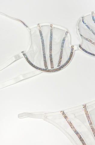 Loren Beyaz Gün Işığı Taşlı İç Çamaşır Takım