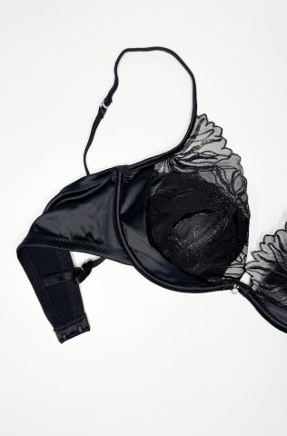 Helena Siyah Dantelli Süngerli İç Çamaşır Takım