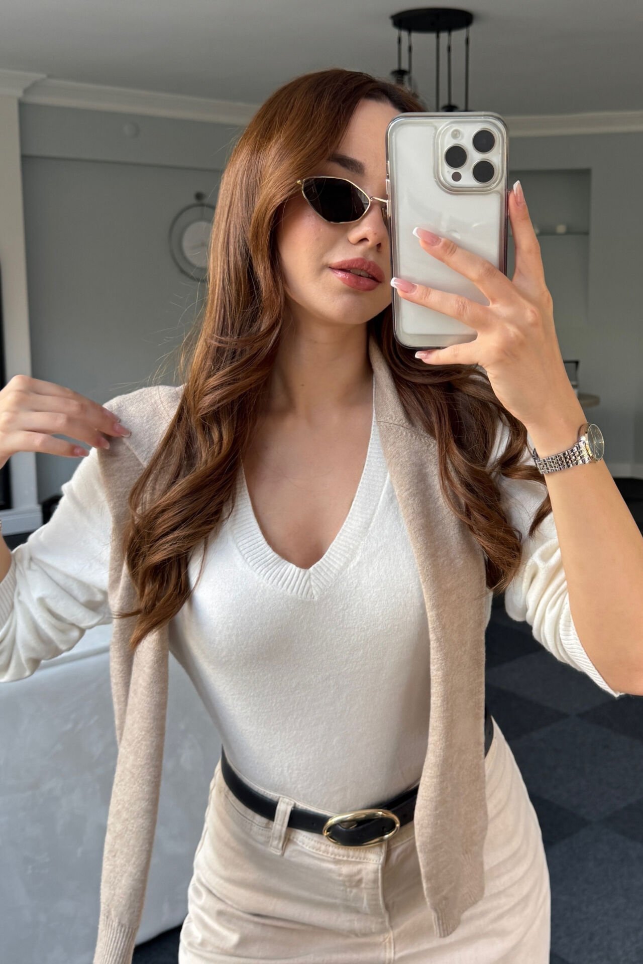 V Yaka Uzun Kollu Yumuşak Beyaz Basic Kazak